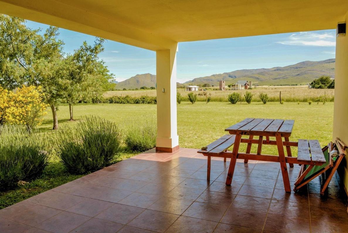 Cabanas De Las Pinturas Villa Sierra de la Ventana Bagian luar foto